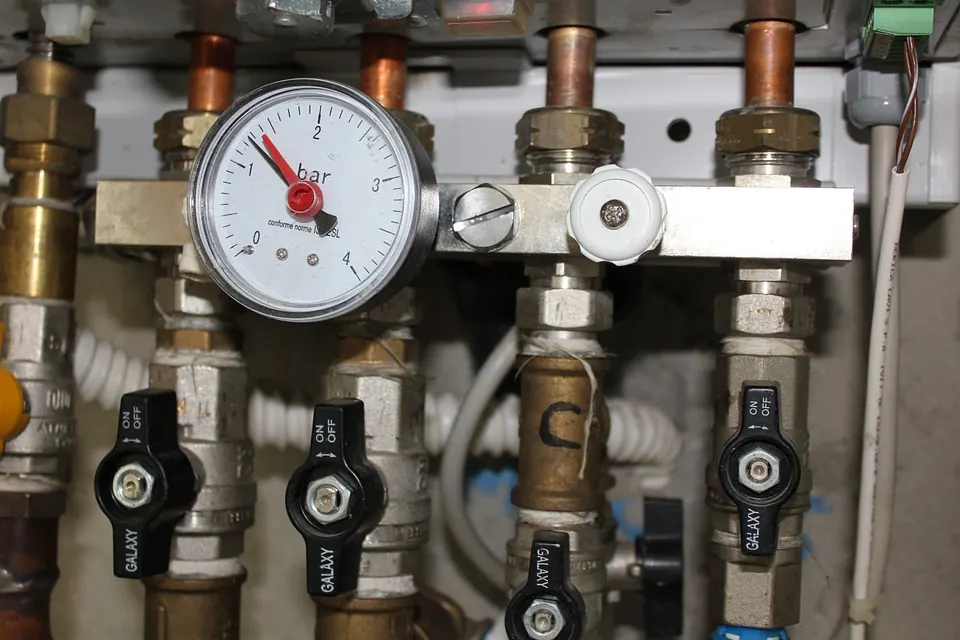 Heating manifold and pipework on a new build fit-out